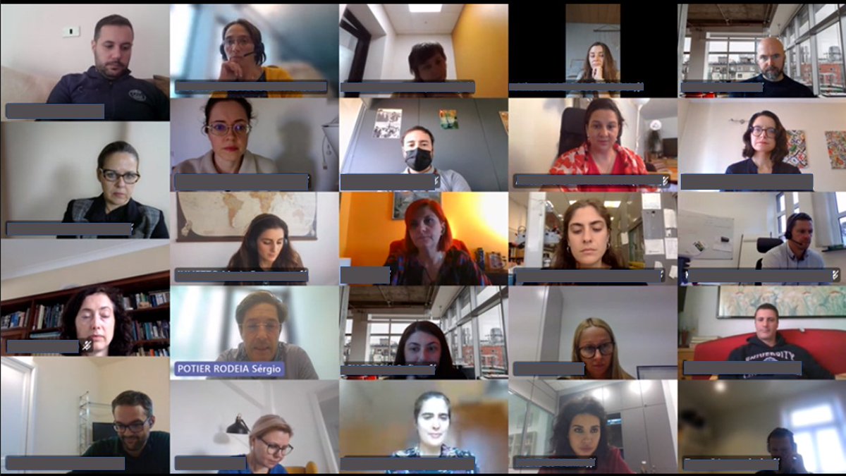 EFSA_EU's tweet photo. Today, we are happy to welcome the #EUFORA Alumni to discuss together future prospects and #cooperation activities!
We are ready to start the meeting with a nice family picture!

#EFSAFellowship #RiskAssessment #FoodSafety https://t.co/CMNlLCCCKs