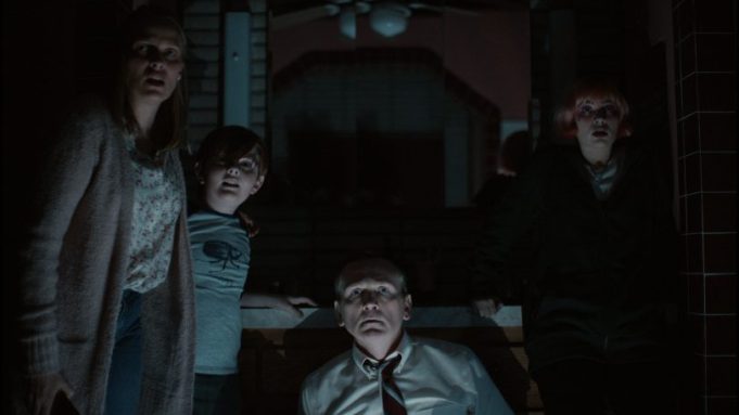 osunamarc's tweet photo. Situaciones desesperadas requieren medidas desesperadas. Este podría ser el lema de #Weneedtodosomething un thriller de terror que aprovecha al máximo todos sus recursos para crear una  tensión y un miedo que aumentan sin control #Sitges2021 Prox crítica en @butacaybutacon https://t.co/g2MQoaUMzm