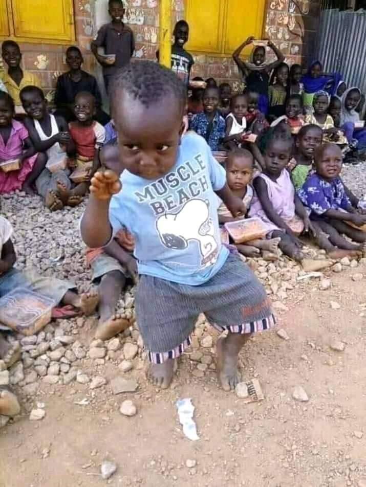 MightyJustice2's tweet photo. The moral of the story is: make Una Dey try shave towtow regularly oh..  You'd never know the particular knacks wey go make your towtow famous 🙌😁

Ugospicy Hoodlum Cubana https://t.co/J5Z1maB9oj