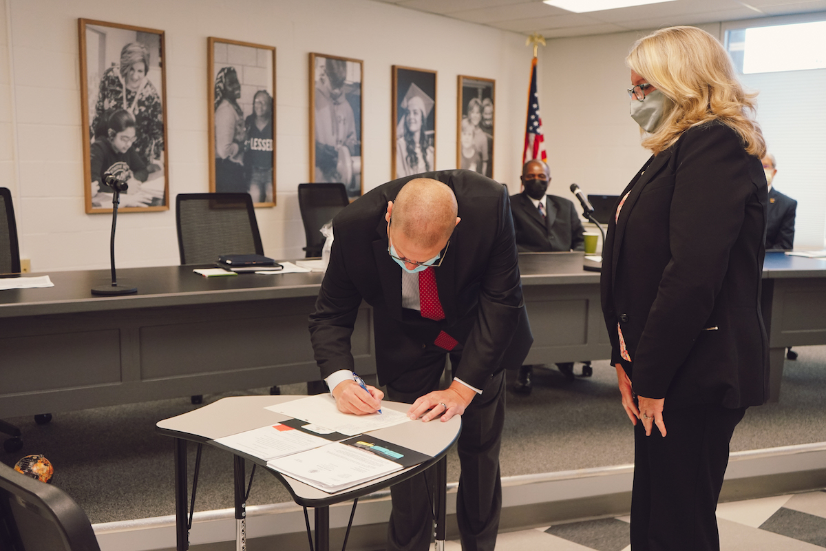 WorcesterSystem's tweet photo. Congratulations to Mr. Nate Passwaters, who was officially sworn in to the @WorcesterSystem Board of Education this morning! #WelcomeToWorcester #WeAreWorcester https://t.co/lVvNwvDPfO