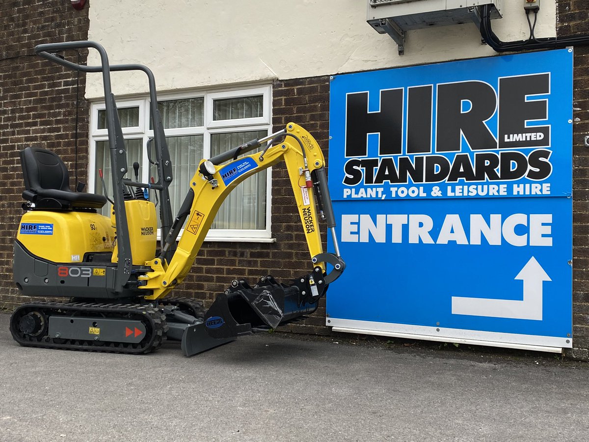 HireStandardsUK's tweet photo. Another Brand Spanking new 0.8 digger added to the fleet π·πΌββοΈ
Thankyou Reeds Construction and Engineering Ltd for supplying us with this beauty π€©
#diggerhire #brandnew #hirefleet #wackerneuson #littledigger #bigdiggers #hirestandardslimited #hirestandardsfromelimited https://t.co/UyfK0FuqR7
