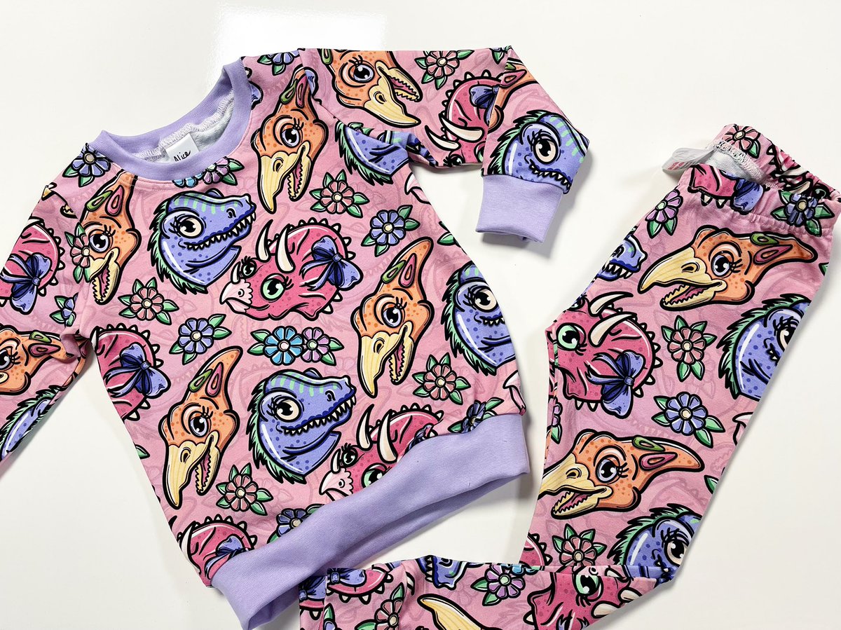 alice_and_harry's tweet photo. Available online now!
https://t.co/LzuSTPR3Zk 

Make to order 🔁 4-6 weeks 
💜KLARNA payment plans are available at checkout!💜

FREE DELIVERY over £60! https://t.co/Gsdx4rUsBx