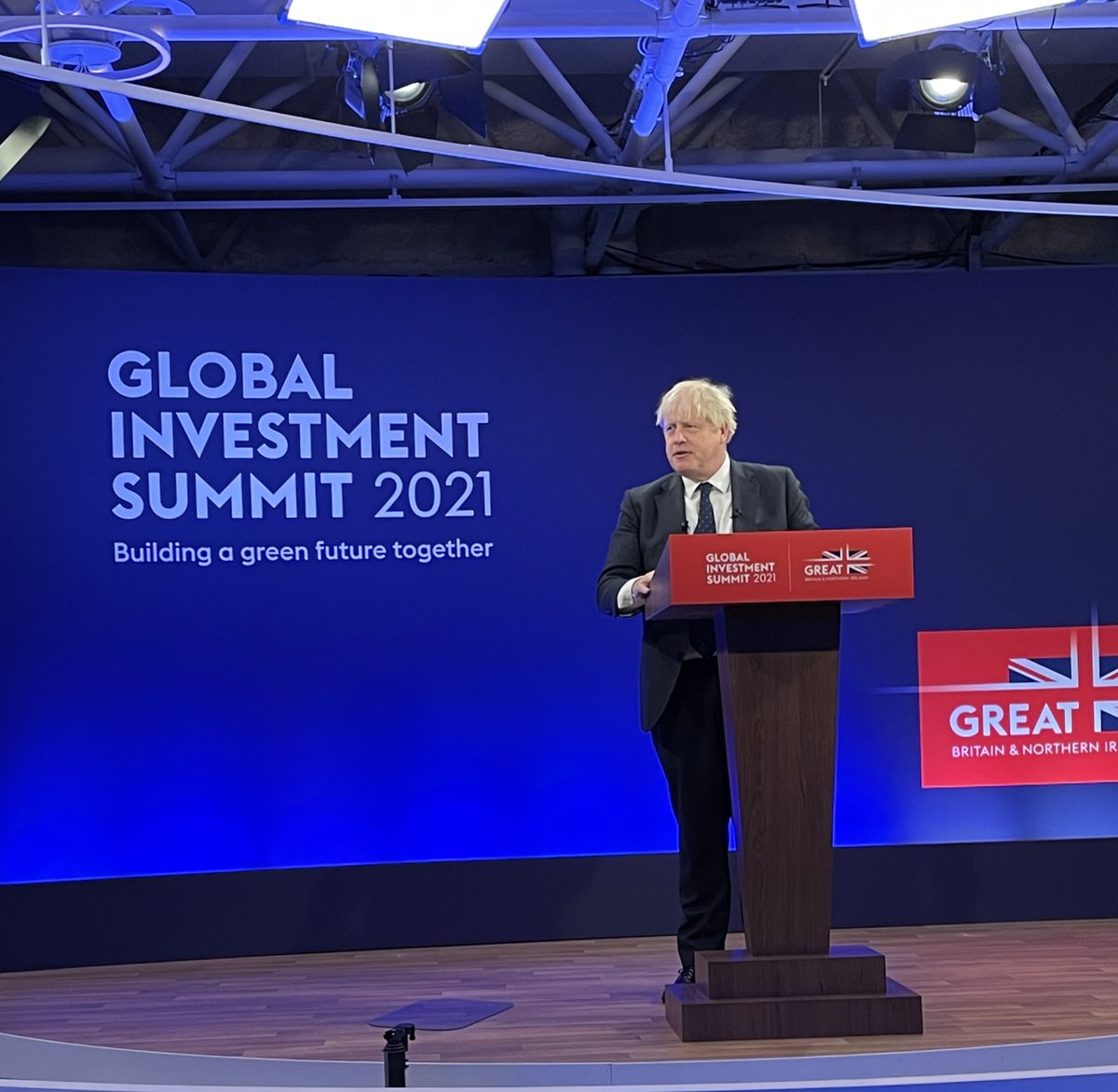 griffitha's tweet photo. Terrific speech to many of the world’s leading investors and businesses by Prime Minister @10DowningStreet here at London’s @sciencemuseum #NetZero https://t.co/LwELhIWwCx