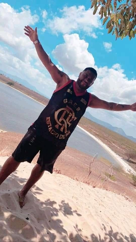 DaLucienee's tweet photo. Só tenho q agradecer a Deus por mais um ano de vida 🥳🥳 https://t.co/Fl9R6Uh5HA