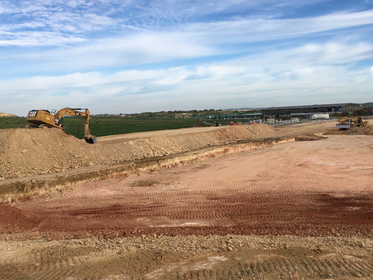 Themelia_81's tweet image. Pose de la première pierre / brique chez @Trifyl pour sa future usine Horizon 2030 

Chantier à suivre prochainement sur le site de @Themelia_81 
themelia.fr/actualite-pose…

#TH2030 #TARN #valorisationdéchets #labessierecandeil