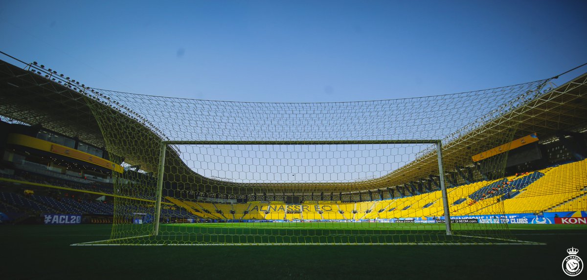 AlNassrFC's tweet photo. 📸 | أصفــر لون الفرح والسعادة 💛

ملعبنـا في كامل جاهزيته 🏟️ https://t.co/s95IWGQjcx