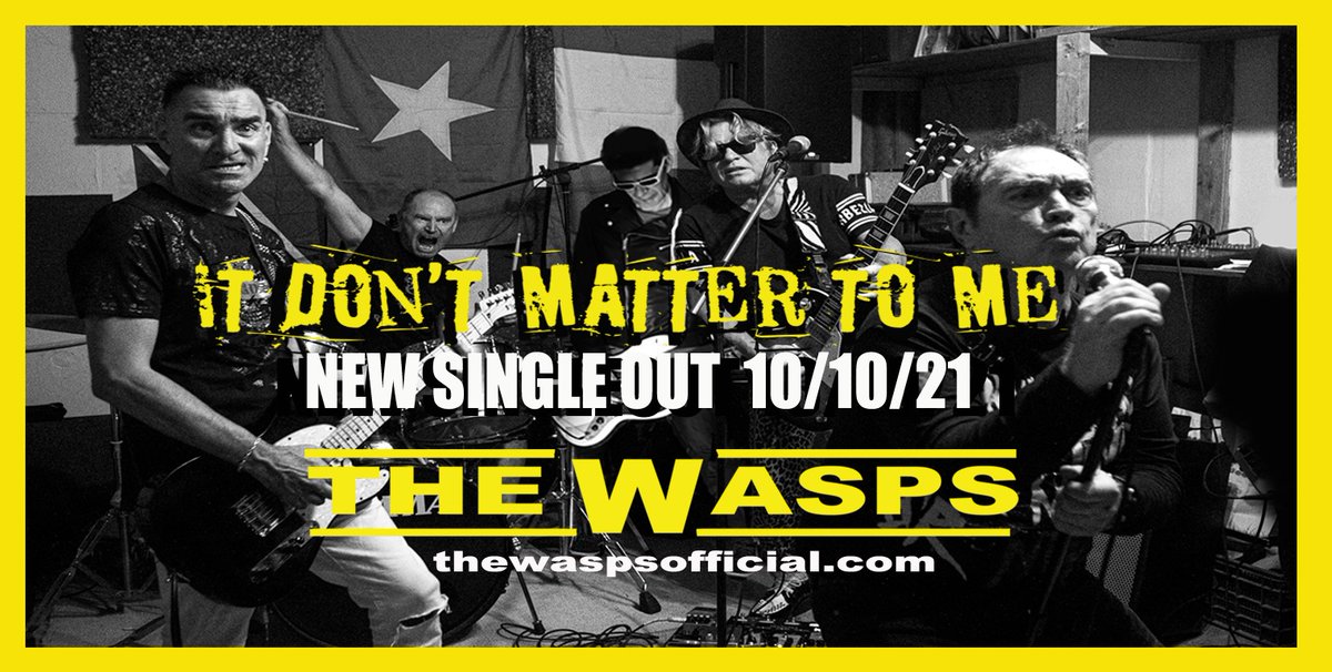 .<a href="/foxyradioUK/">Peter Fox</a> gets to grips with #TheWaspsUK Singer Jesse Lynn-Dean and <a href="/avoidinyou/">A VOID</a> #AVOID singer and creator Camille Alexander - Listen mixcloud.com/DealRadioShows… #radiointerview #newmusic #altrock #punkrock Camille pic @geronimophotos