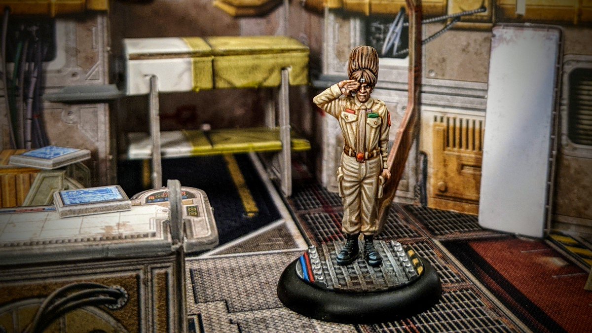 BloodKeep's tweet photo. 3 million years into deep space, Arnold Rimmer was resurrected as a hologram to keep the last remaining human, Dave Lister, from going insane! Here we see Rimmer with his beehive haircut from Future Echoes
#mastercraftedminiatures #reddwarf #miniatures #dimensionjump #tabletop https://t.co/hylvOMxvDJ