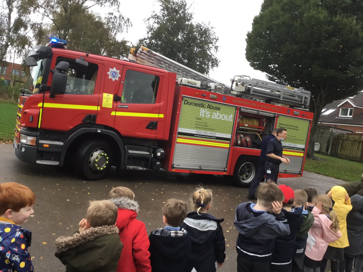 Today has been an exciting day! We had a visit from Eccleston Fire Station. We didn’t have long but in the short time we did have, some of us looked at the tools and some of us had a go at the water hose. We even heard its loud side siren!