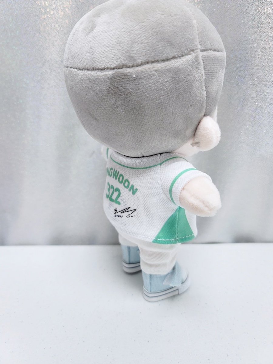 하늘야구복💙
하늘레플리카☁️
FOREST &amp;

하성운 넌 평생 노래해 
난 평생 하성운인형옷만 만든다ㅋㅋ
#하성운 #하늘 #HASUNGWOON #HANEUL #하성운콘서트 #하성운야구복 #하성운레플리카 #셍민수 #하성운커버의상 #하성운인형 
#퐁당우니 #인형옷 #셍부띠끄