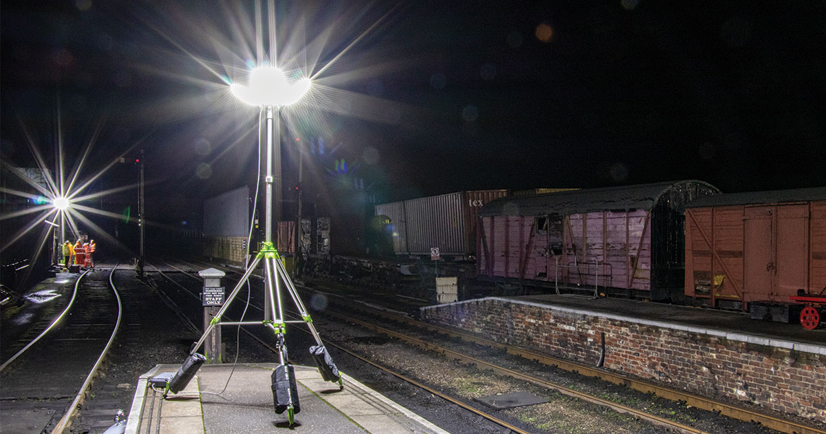 Ritelitesystems's tweet image. The K45-LITE provides class leading illumination of work sites, emergency &amp;amp; rescue tasks from a lightweight and highly mobile tripod lighting solution. Find out more ow.ly/RI5k50GtE1q
#ritelite #sitelighting #constructionlights #rescue #floodlight