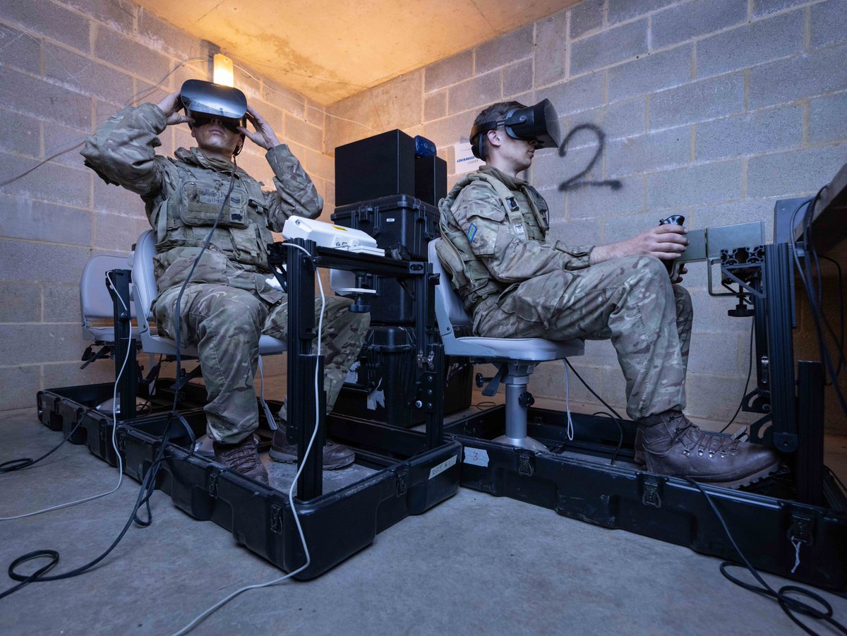 🗣️"AWE 21 is primarily...striving for excellence in the terms of our technological development"

We challenged Industry to provide innovative solutions to our future soldier's training <a href="/BritishAWE/">Army Warfighting Experiment</a>.

Read more: army.mod.uk/news-and-event…

#Innovation #AWE21