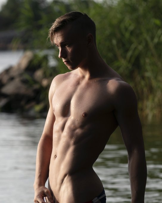 I already start to miss the summer? How will I survive the Swedish winter! I guess traveling to warmer