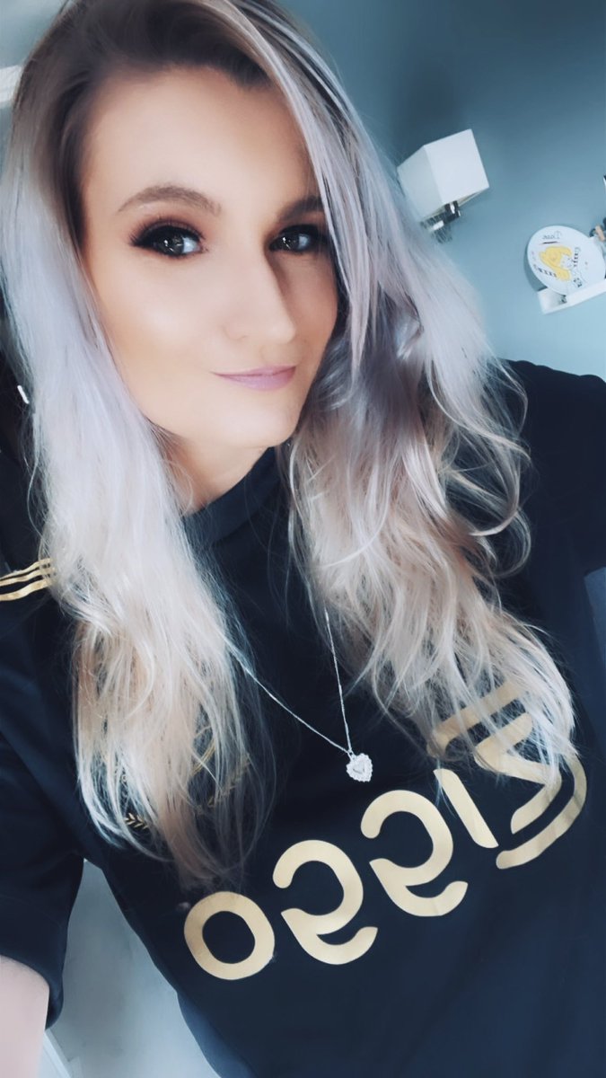 Daniëlle⁷🐰🐻 tweet media