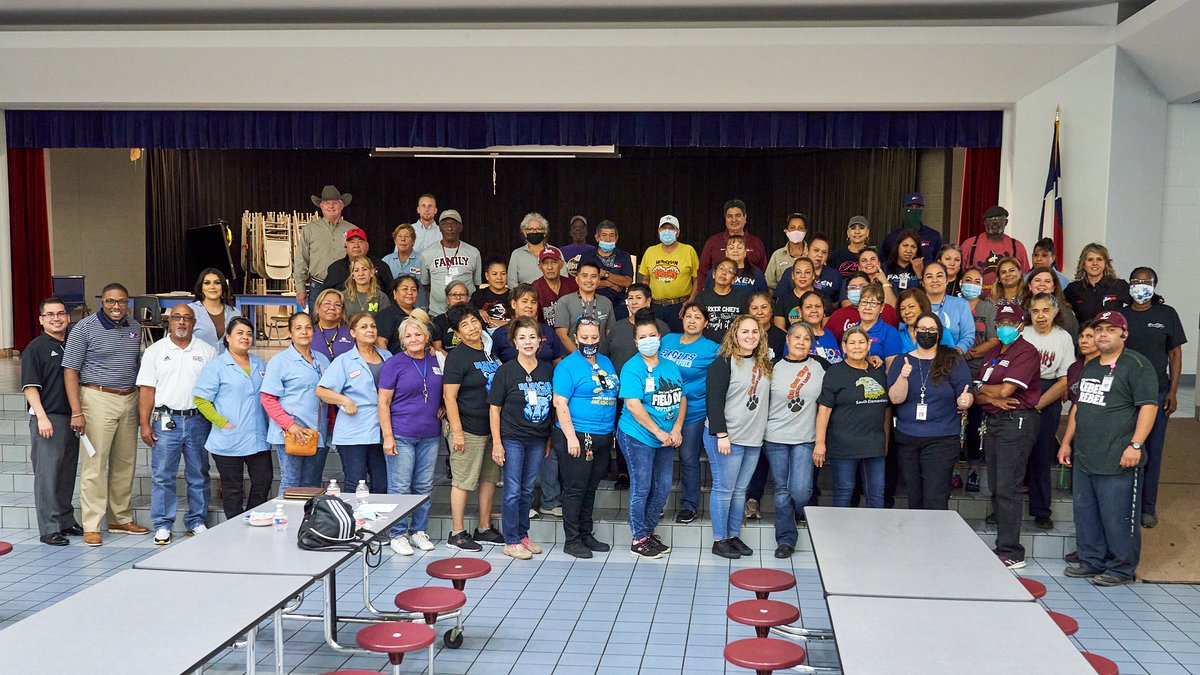Midland_ISD's tweet photo. WE ❤️ OUR CUSTODIANS! MISD recently showed its deep appreciation for custodians districtwide by hosting an ice cream social and gift card raffle. We cannot thank our custodians enough for their incredible contribution to our students' success! https://t.co/L75ThUqvR8