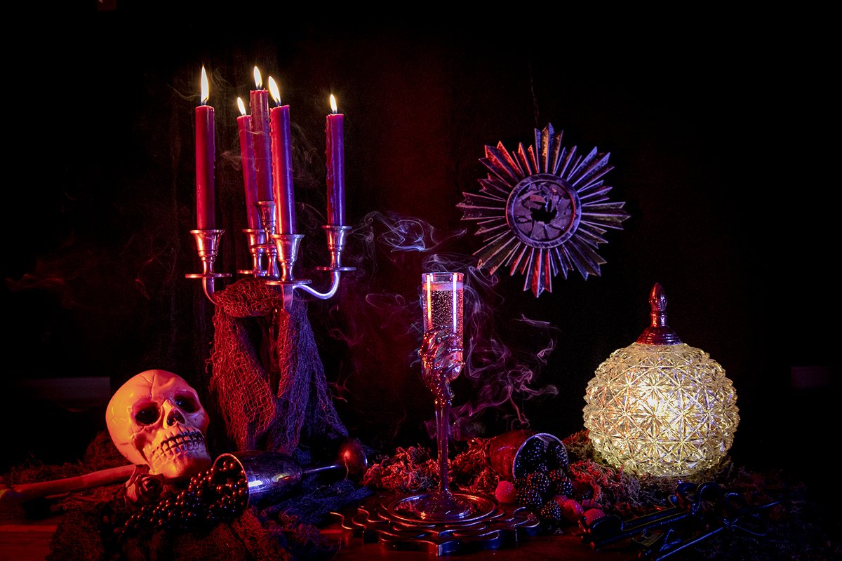 Tonight at The Cannery! 
Tickets will be available at the door starting at 6:30pm for The Supernatural Soiree with psychic mediums Sid Patrick and Trenny Simmons. $40pp
Cash bar with specialty cocktails available throughout the event. #halloween2021 #neworleans