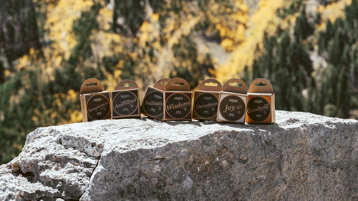 CanYouHandlebar's tweet photo. Welcome to Beard Season! To say thanks for your business, we're automatically adding free beard oil or beard balm with every purchase while supplies last! The more you spend, the more we send: Up to $50=1 extra item, up to $100=2 extra items, $150+=3 extra items. Cheers! https://t.co/oFZgZMaWdP