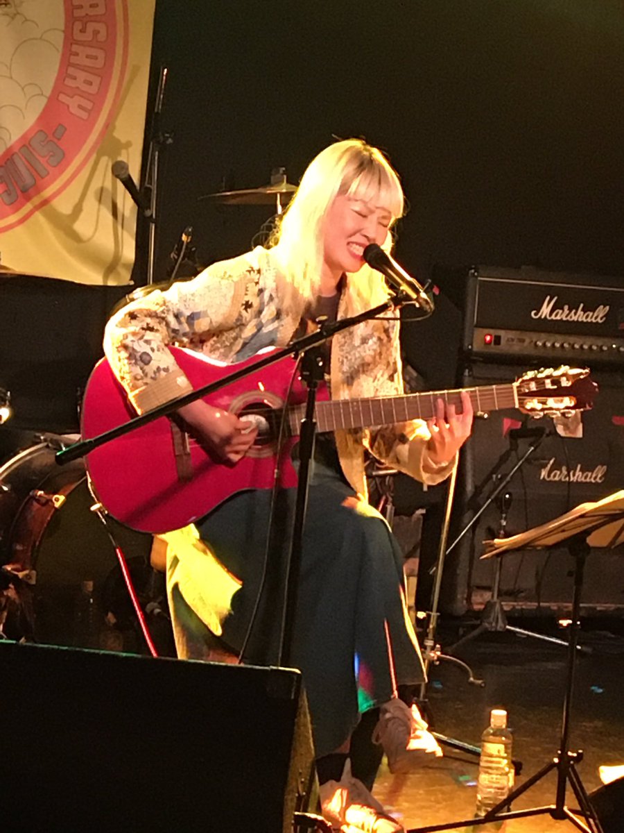 mao70658210's tweet photo. ちょっと久しぶりのヘブンスドアで、#TONO さん。

相変わらずのいい声、いい歌。
本当に素晴らしいアーティスト。 https://t.co/H6xWpVCWFi