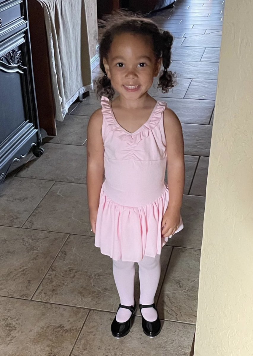 bringtheclowns's tweet image. My granddaughter didn’t want to go to daycare today because the kids are making fun of her hair!  This makes me so mad and sad at the same time!  We have to teach our kids to do better!!!