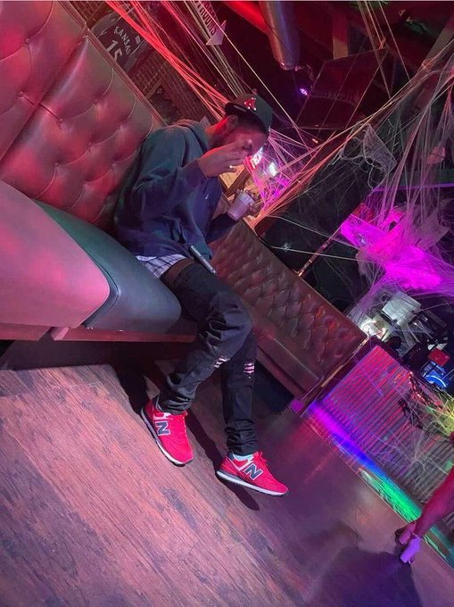 Life's a blurr from time to time💯 But I'm still thuggin 😎✡💉  #khthaartist #heros #nightclub #alonetime<a href="/tag/nightclub"class="tags"><span>#nightclub</span></a><a href="/tag/heros"class="tags"><span>#heros</span></a><a href="/tag/alonetime"class="tags"><span>#alonetime</span></a><a href="/tag/khthaartist"class="tags"><span>#khthaartist</span></a>