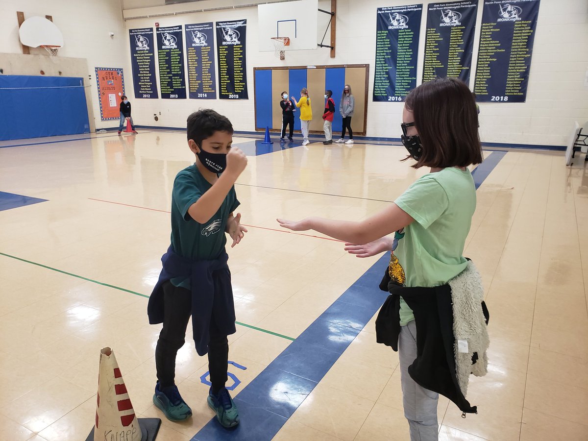 Oak Park PE tweet media