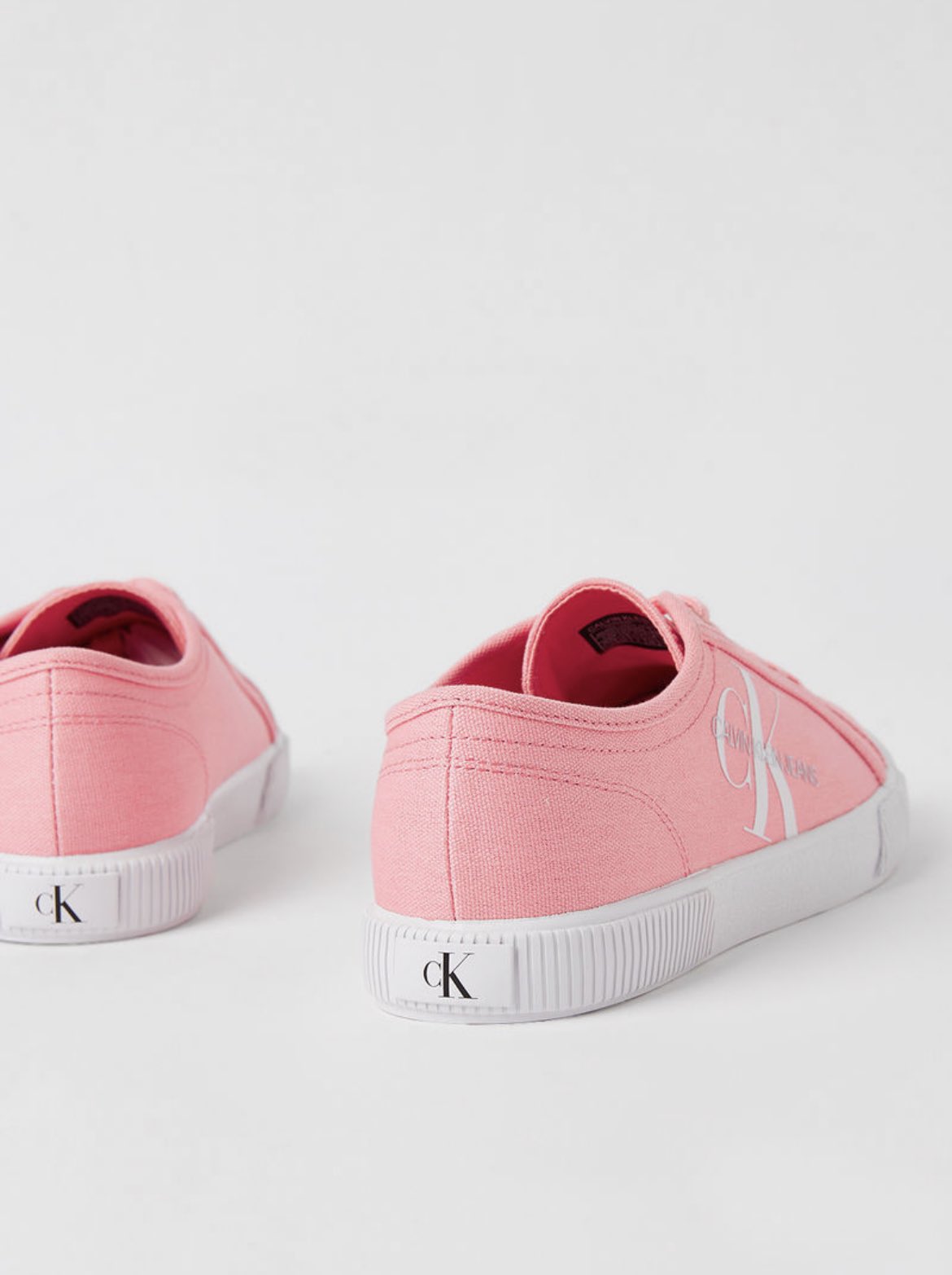 Riyadh Shoes الرياض شوز (RiyadhShoes) / Twitter