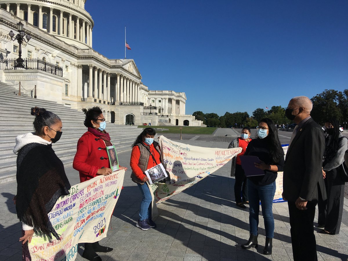 PaxChristiUSA's tweet photo. The Caravan of Mothers of Disappeared Migrants with @RepHankJohnson at the US Capitol this morning
@MigrantRoots
@MMMesoamericano
@SistersofMercy
@PPEsperanza
#UntilWeFindThem https://t.co/AomKtX7M8B