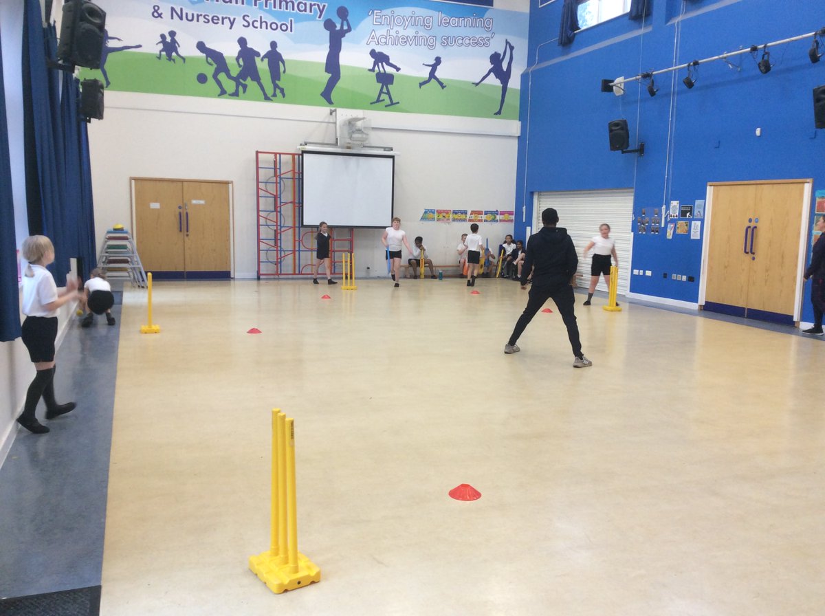 RoytonHallPri's tweet photo. Huge thank you to @Chance2Shine for their cricket coaching over the past few months. The children have enjoyed the sessions and learnt a lot! https://t.co/b2uP8pCwEm