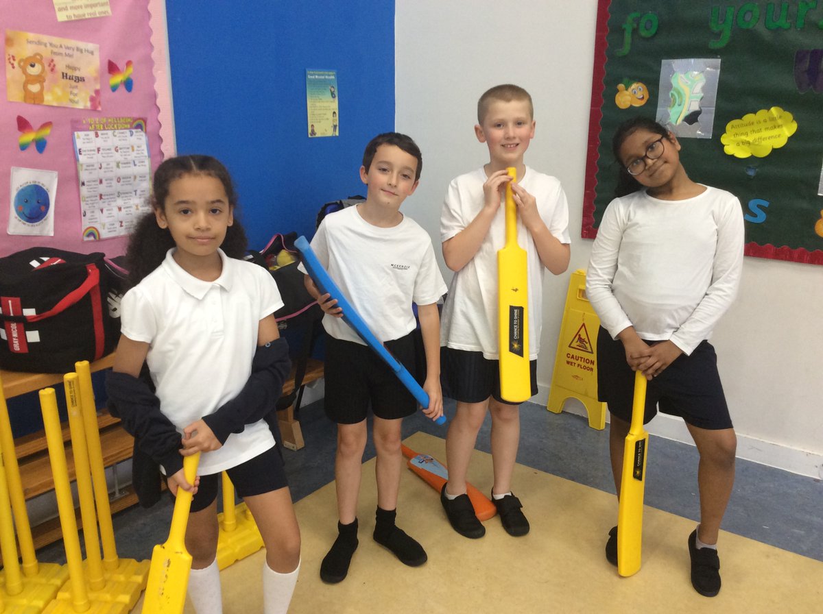 RoytonHallPri's tweet photo. Huge thank you to @Chance2Shine for their cricket coaching over the past few months. The children have enjoyed the sessions and learnt a lot! https://t.co/b2uP8pCwEm