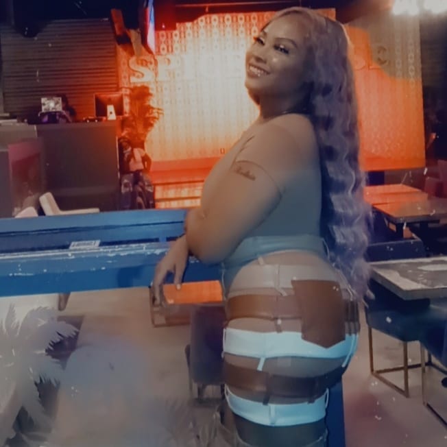 I love a man that let me do me. You have a bad bitch &amp; She's untouchable.