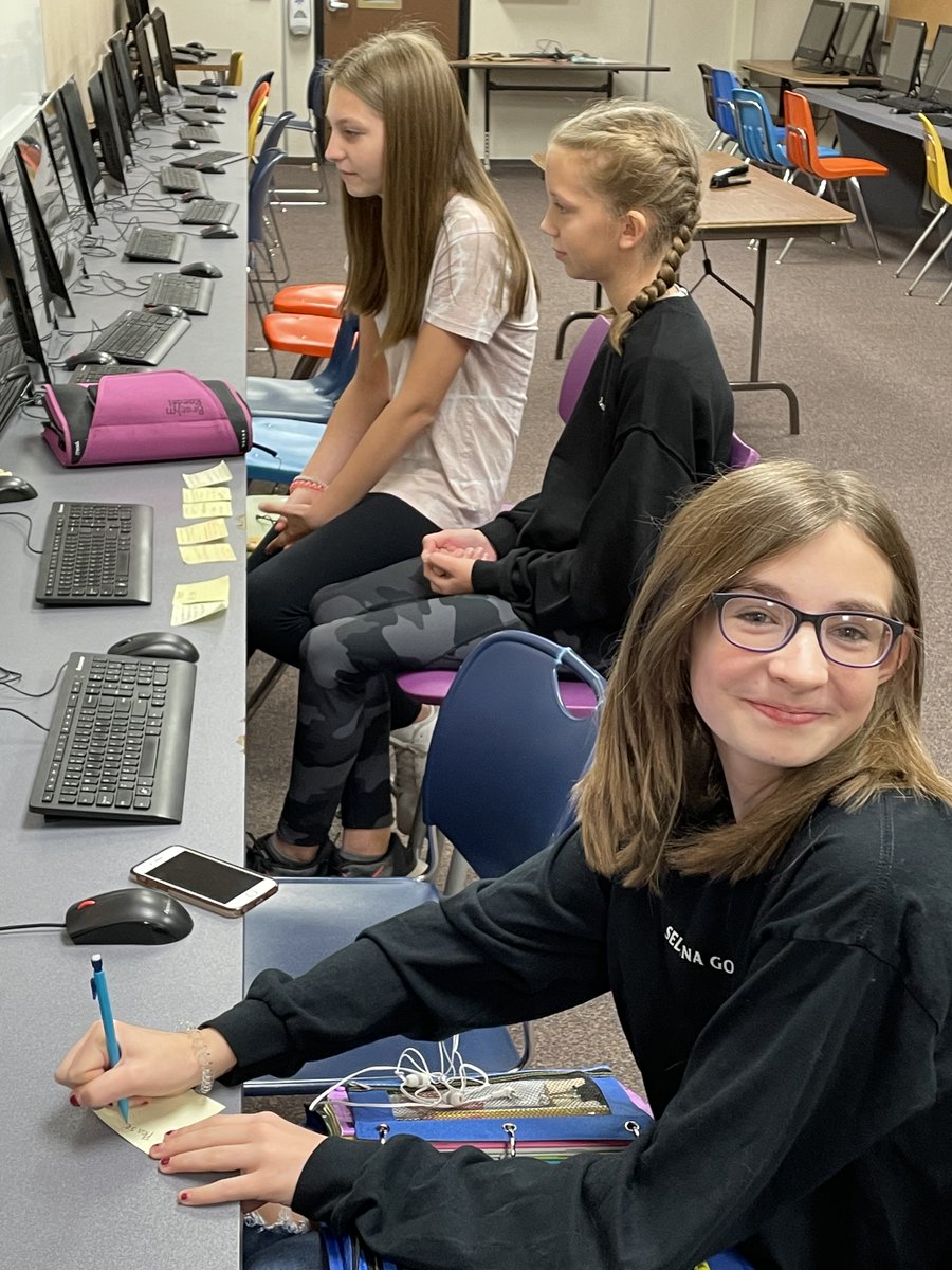 BCMSBison's tweet photo. Collaborating to Save Animals. Geography students used WIN time to research ways to help save endangered animals.  They came in before school and made a live presentation to 3 elementary classes about what kids can do to help. https://t.co/FuFDIbNQK3