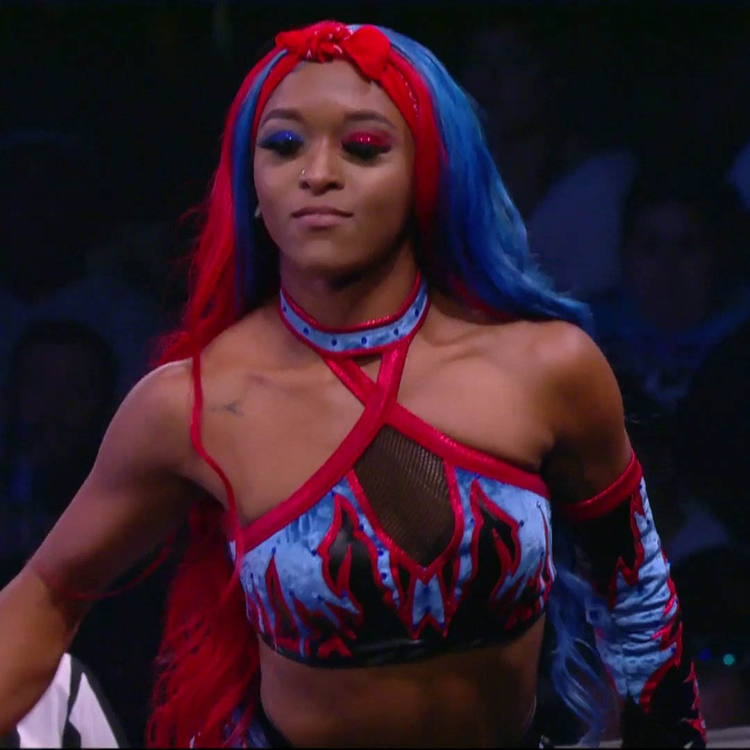 V1_OSW's tweet image. What bar is Kiera Hogan?

@HoganKnowsBest3