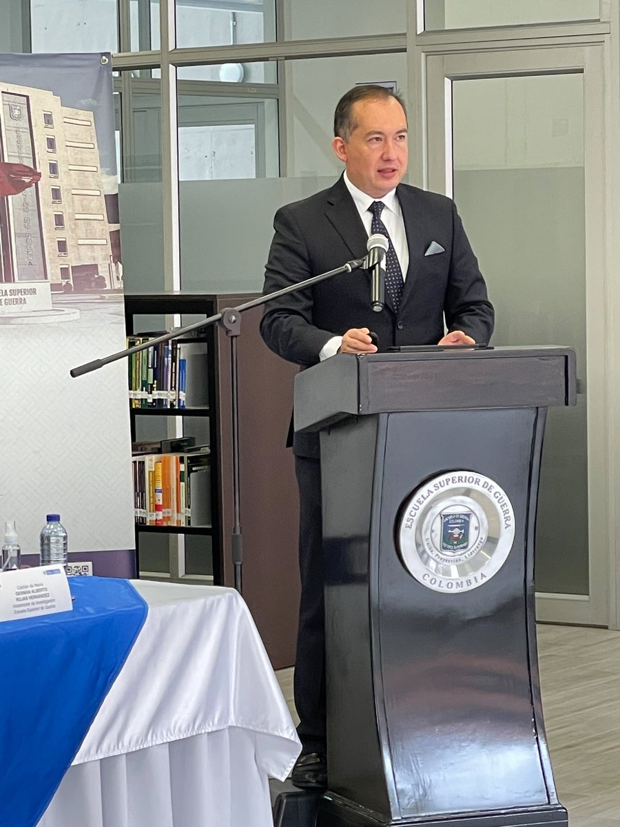 EsdegCol's tweet photo. Primera ponencia del VIII #Seminario de Asociación de Colegios de #Defensa #Iberoamericanos (#ACDIA), a cargo del señor Luis Alexander Montero Moncada, #docente investigador de la #ESDEG https://t.co/h3PxThjkaF