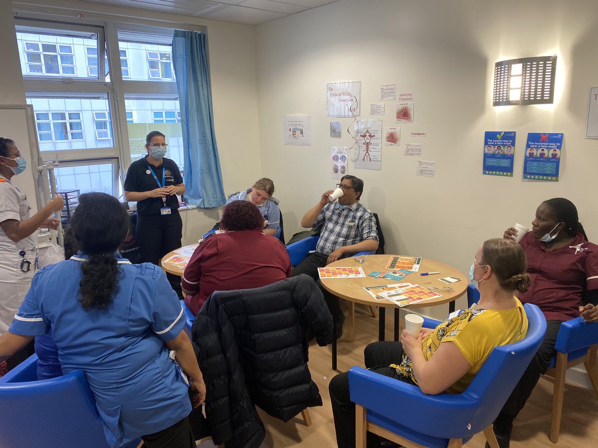 UHCW_neurosurg's tweet photo. #workforcewellbeing day 2! Our team love it when @ZandraSutherla1 visits. Thank you so much for coming and sharing all the fab resources that are available for staff - they loved their hot drinks too βοΈ #teamneuro #positivity https://t.co/jBbzYSsWi1
