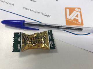 MarieOFlynn6's tweet image. 'Doing an extra kind thing' is not about doing a big thing! My lovely colleague Mary Breen @HsehealthW @CommHealthMW just made my day!!! @HSEvalues #WeAreOurValues