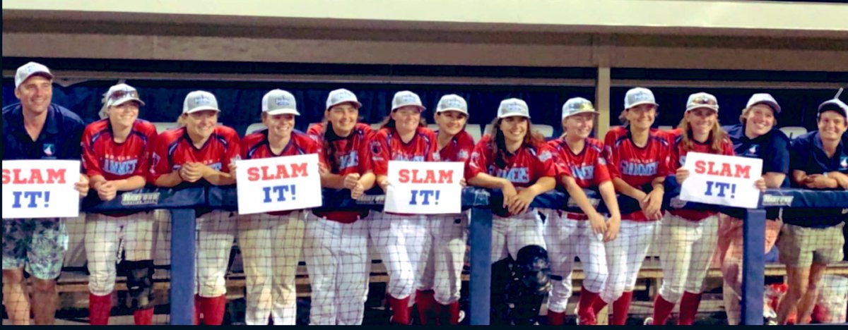 CoachRobbQ's tweet photo. The @BostonSlammers are celebrating 3 18U player/alumni birthdays today! Happy 22nd Birthday to @GreenwoodBeth5, 18th birthday to Abby Souza and 19th birthday to Sophia Arcinese! #SlamIt #SlammerHammer #ThisIsWhyWeSlam gratitude to the Slammers and @baseballfor_all! https://t.co/KfJOF6BeYh