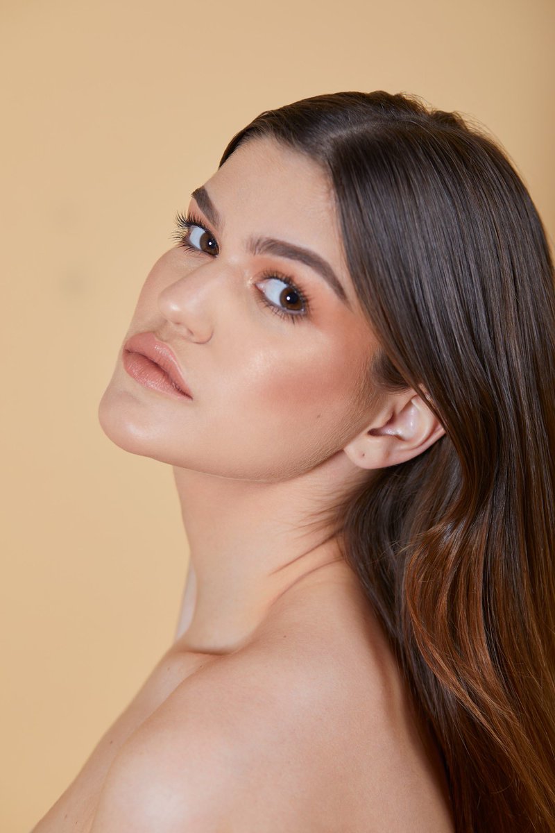 TyElltakes's tweet photo. Hello Photographers! Delving into photography Twitter. I do Beauty/ Fashion and based in GA but go back and forth to LA. Can’t wait to see your work and e meet you guys. Until then. Here is the first work I actually felt confident enough to show people. *Beauty 2019*
#photography https://t.co/xhWh66kDh5