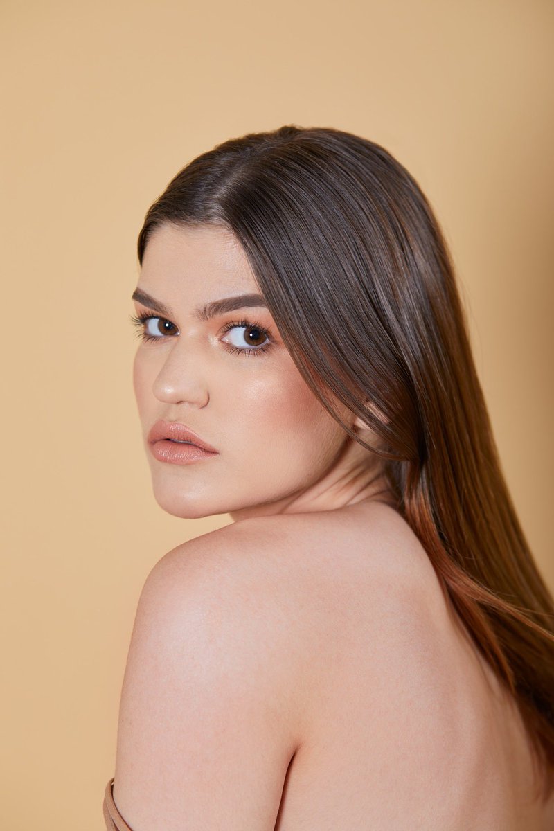 TyElltakes's tweet photo. Hello Photographers! Delving into photography Twitter. I do Beauty/ Fashion and based in GA but go back and forth to LA. Can’t wait to see your work and e meet you guys. Until then. Here is the first work I actually felt confident enough to show people. *Beauty 2019*
#photography https://t.co/xhWh66kDh5