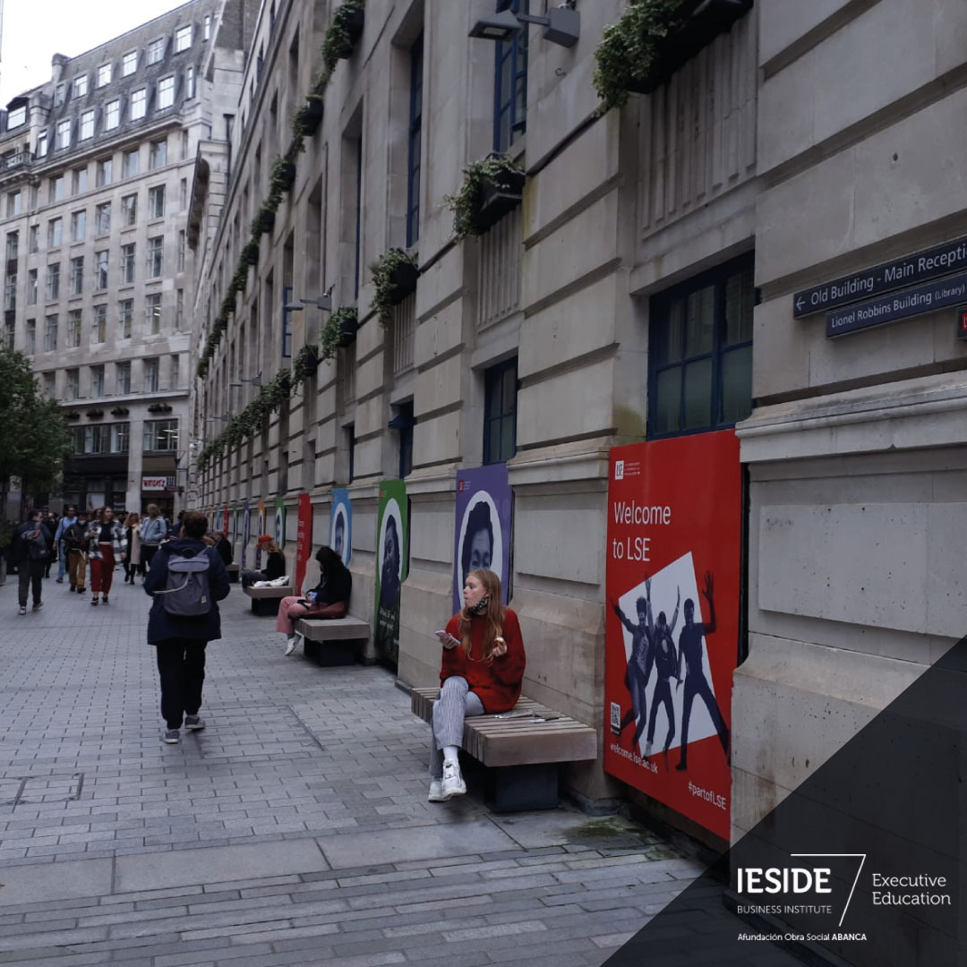 UIEuniversidad's tweet photo. Yesterday, our #ExecutiveMBA Students started a new adventure at @LSEnews in company of Begoña Jamardo Suárez.
During these days, they will be enjoying the International Week at this institution.
#IESIDE #LSE #London #IESIDEInternational #ExecutiveEducation https://t.co/q16rcMxnZE