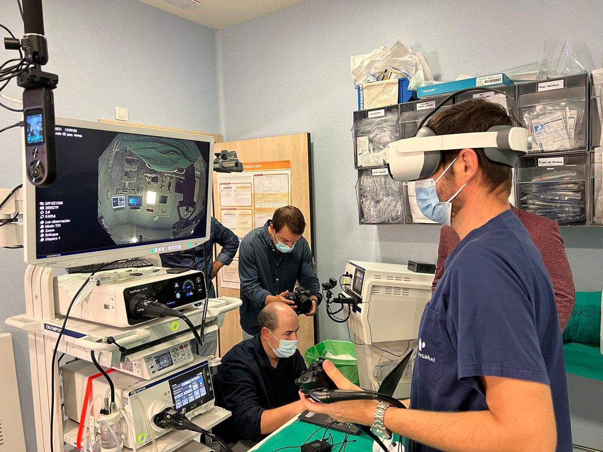 Pedro_Roson's tweet photo. Ultimando el montaje del Malaga VR live.., apuntate!! @SEEDendoscopia @ESGE_news @quironsalud https://t.co/vSvTsCgD13