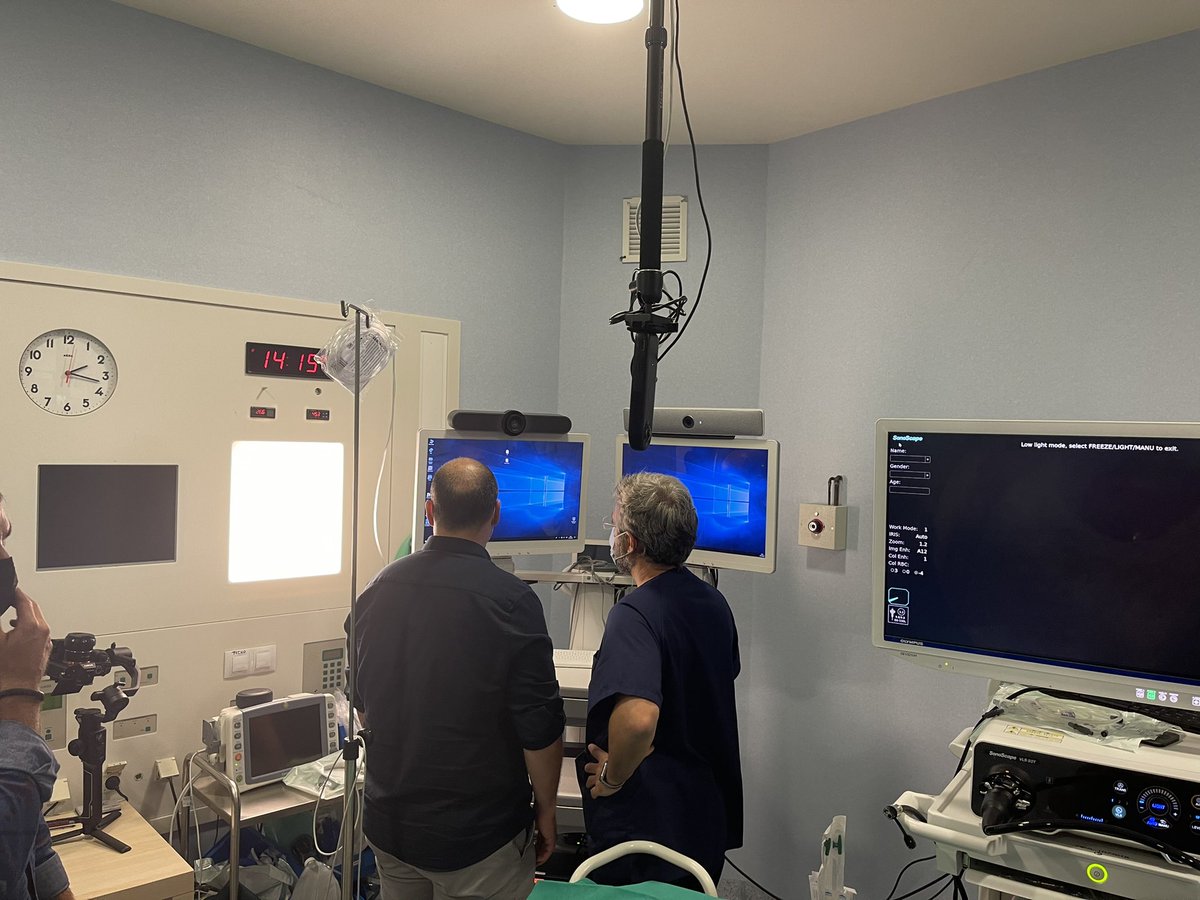 Pedro_Roson's tweet photo. Ultimando el montaje del Malaga VR live.., apuntate!! @SEEDendoscopia @ESGE_news @quironsalud https://t.co/vSvTsCgD13