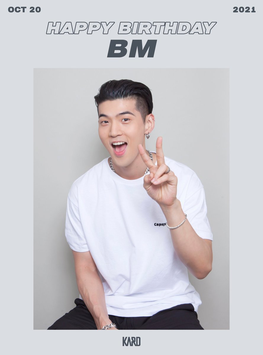 KARD_Official's tweet photo. [#KARD]
HAPPY BIRTHDAY BM🎉

#KARD #BM
#카드 #비엠
#HAPPY_BIRTHDAY_BM🎂 https://t.co/2qaAd0rvOh