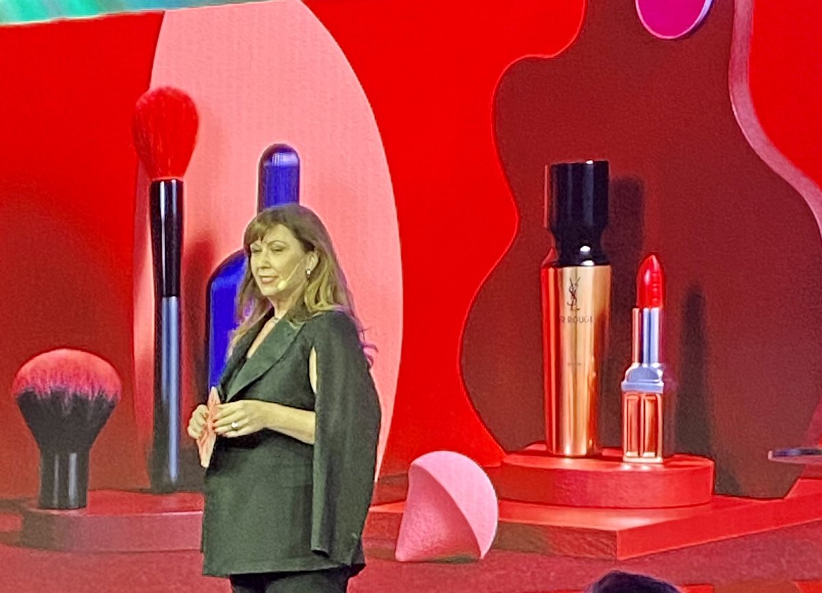 KarinEJo tweet media