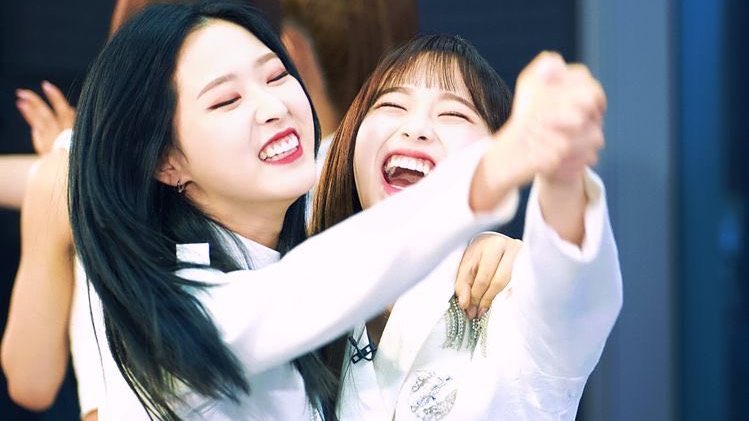 hyewonquotes's tweet image. happy chuu day 🐧🧡
#HappyChuuDay