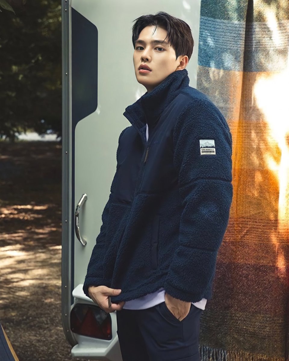 HanSoHeeNation's tweet photo. Song Kang for Merrell Korea 🤩💜
Just posting this because i miss him! Kangie please post something tomorrow! We miss your Selfies 😅
#SongKang for #MerrellKorea https://t.co/2EVtOYrLiI