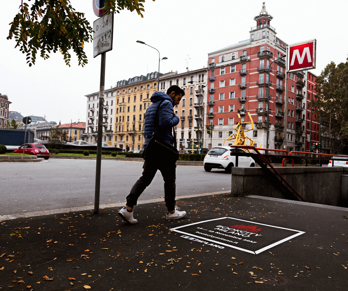 BOOKCITYMILANO's tweet photo. Dal 17 al 21 novembre 2021 tutte le strade portano a #BookCityMilano! Appuntamento a martedì 26 ottobre, ore 11.30, per la conferenza stampa di presentazione di #BCM21. Diretta streaming sulla nostra pagina Facebook. @FondCorriere @FondFeltrinelli @ScuolaLibraiUEM @FondMondadori https://t.co/Qz9eBBSgFr