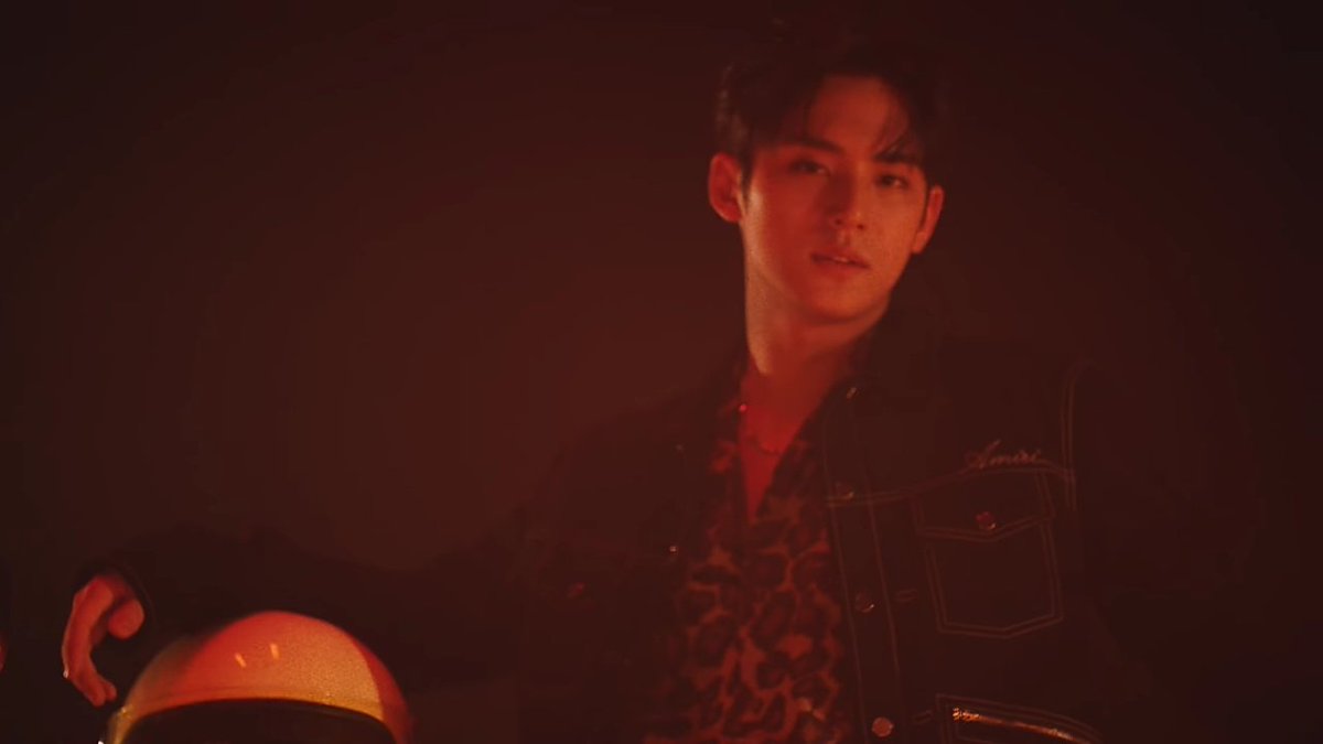 KMGYFEED's tweet photo. kim mingyu from seventeen, that's it. https://t.co/BDlazXzRfc