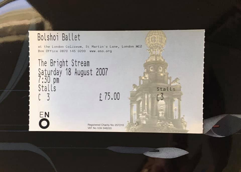 ScottCAvery's tweet photo. #worldballetday2021 one of my all time favorites ๐คฉ Shostakovich #TheBrightStream choreographed by #AlexeiRatmansky performed by @BolshoiOfficial ๐ท๐บ
starring #SvetlanaZakharova โญ๏ธ #balletday ๐ #ClassicalBallet https://t.co/iFXWsV8JmO