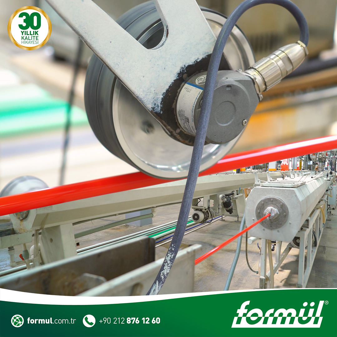 formulplastik's tweet image. PE-RT boru (Polietilen - Raised Temperature Resistance) ısıya dayanıklı PE borunun kısaltılmış halidir. PE-RT borular tecrübeli ve uzman ekibimiz tarafından son teknoloji ile donatılmış makinelerde ISO 22391-2 standardına uygun olarak yüksek kalitede üretilmektedir.

#pertpipe