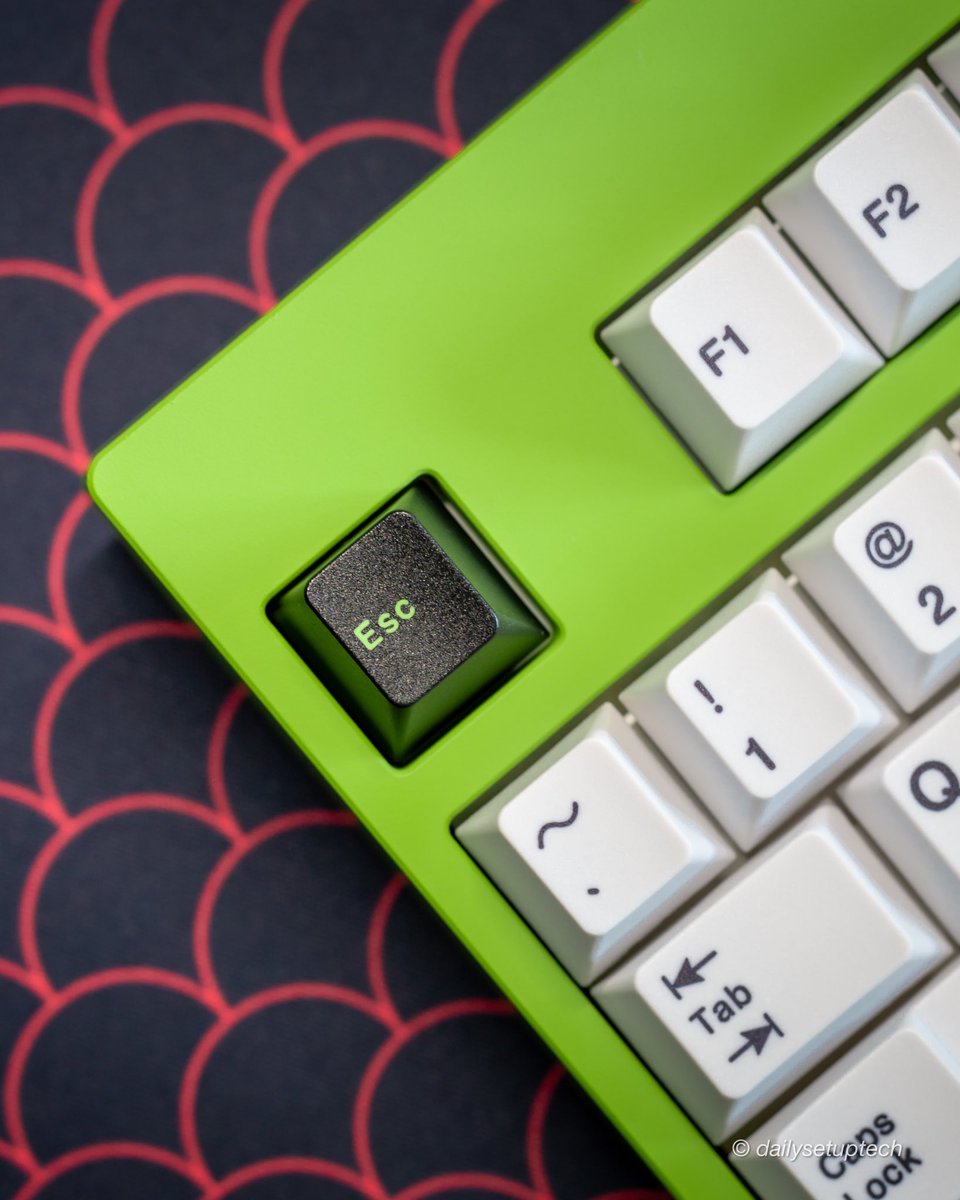 dailysetuptech's tweet photo. Hey @dreamwastaken,

I Built a Custom Keyboard For You!

What do you think? I want to send it to you!

(This took me months to make, RT to get Dream to see this) 🤞

@Dream @dreamsecretclub @Dream__Fanart https://t.co/fx6ee1820f